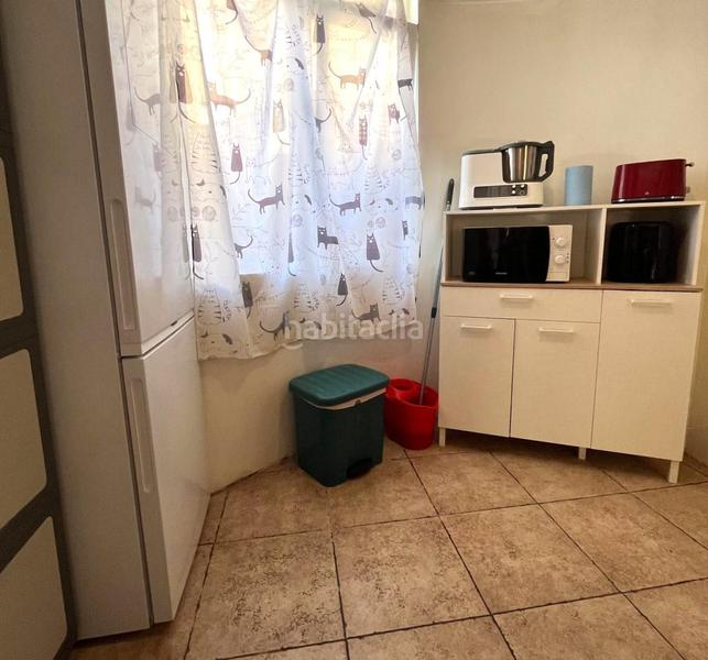 Foto fbb65b8a-1a78-431d-9f2e-794c2d37c435. Planta baja zona barri font en Nucli Urbà Esparreguera