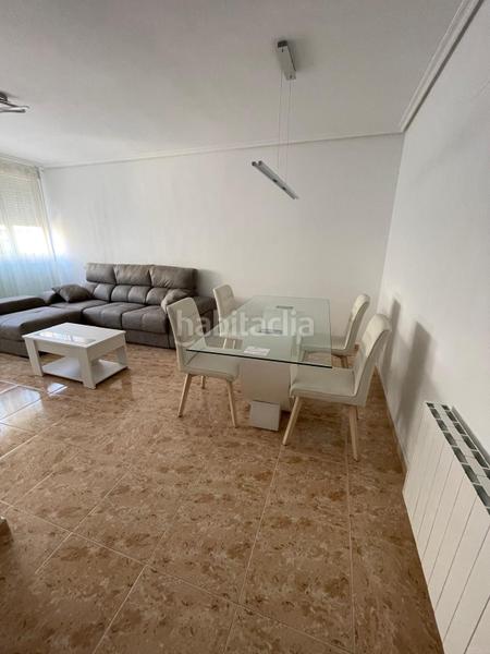 Foto 0fe5a848-bd8d-4786-8631-255217e0a55c. Affitto piccolo appartamento con riscaldamento parcheggio in Cáceres
