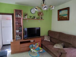 Etagenwohnung in Centro. Ubicado muy cerca del ayuntamiento.