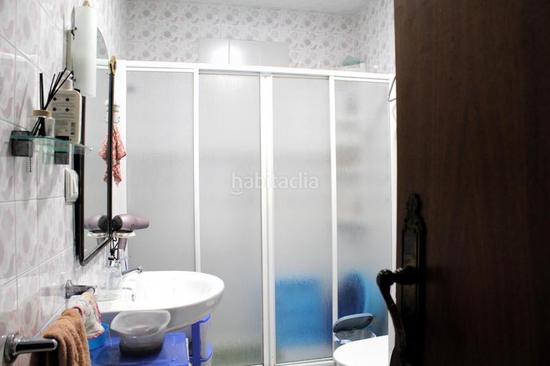 Foto e20d362a-6a77-4a9f-b9e5-e66ad7391893. Casa pareada a 10 minutos andando del centro en Orihuela ciudad Orihuela