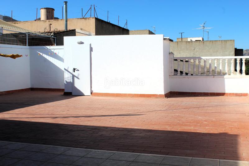 Foto f6192681-bbbb-4e8b-88e4-b029f450c4ef. Casa pareada a 10 minutos andando del centro en Orihuela ciudad Orihuela