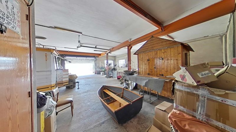 Foto c987cdcc-9801-4183-8e1a-e6cd019b9d51. Xalet amb aparcament a Piera