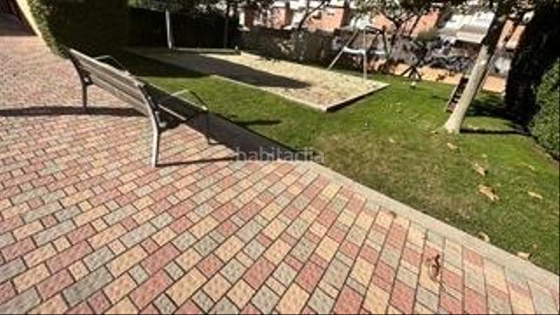 Foto 2d6aaac6-099b-4e40-9884-25795a2fb29c. Alquiler apartamento piso de 130 m2 de 3hab garajetrasteroen Viñas Viejas en Boadilla del Monte