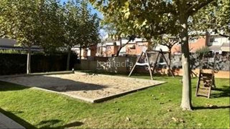 Foto 6a560fad-b3dd-40ad-adf9-52b9dc238539. Lloguer apartament amb calefacció aparcament piscina a Boadilla del Monte