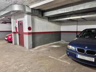 Aparcament cotxe a Pueblo Nuevo. A pocos minutos de la estación de metro ascao.