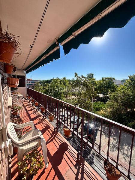 Foto 2cc43a00-0c20-448a-b47b-d84611401d76. Piso esquina con calle de la esfinge. en Canillejas Madrid