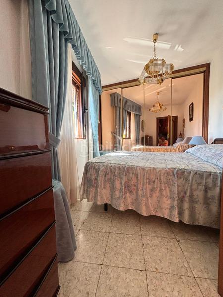 Foto 2ffbb051-1b0e-4655-aaeb-44afe8809bea. Piso esquina con calle de la esfinge. en Canillejas Madrid