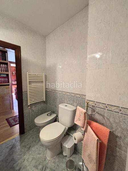 Foto 455bdcaf-f6ee-43f6-b7a7-a8a591284537. Piso esquina con calle de la esfinge. en Canillejas Madrid