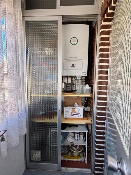 Foto b26033d1-d4f4-410d-a410-412fd6a08423. Piso esquina con calle de la esfinge. en Canillejas Madrid