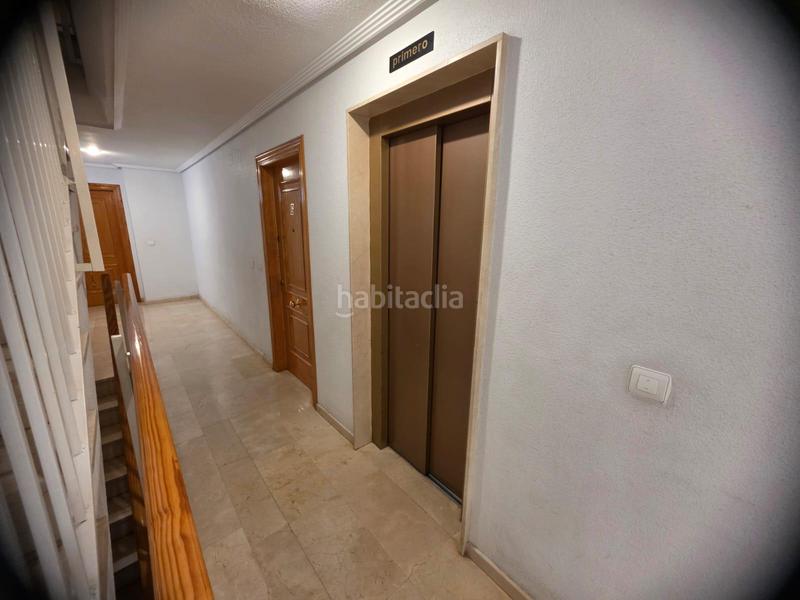 Foto 8828835a-37a7-4f4e-8d61-855418dccb7d. Apartment with heating parking in Centro Elda