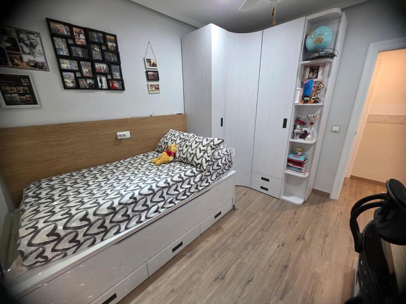 Foto c328a49b-f7dc-4b1f-90b7-194b4429935f. Apartment with heating parking in Centro Elda