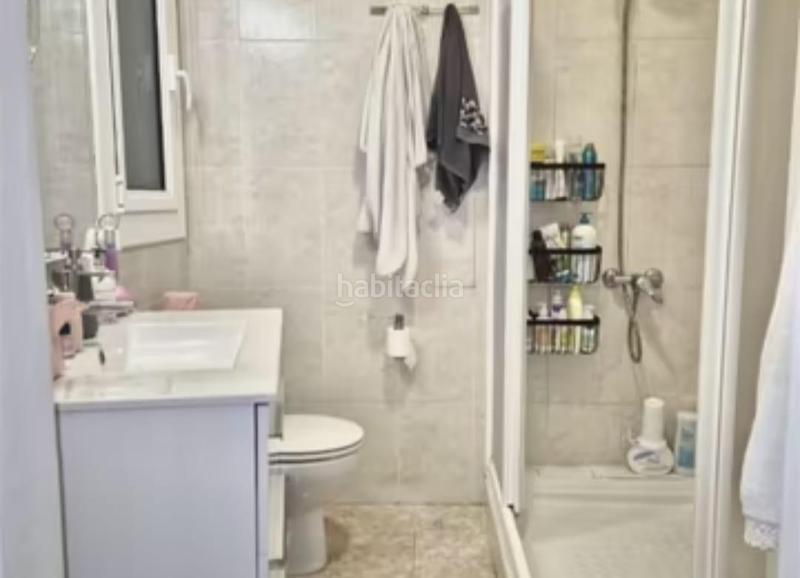 Foto 0d1d353c-569c-4d5c-a4b5-8845de112570. Piso plaza alfons comín avda. república argentina en Barcelona