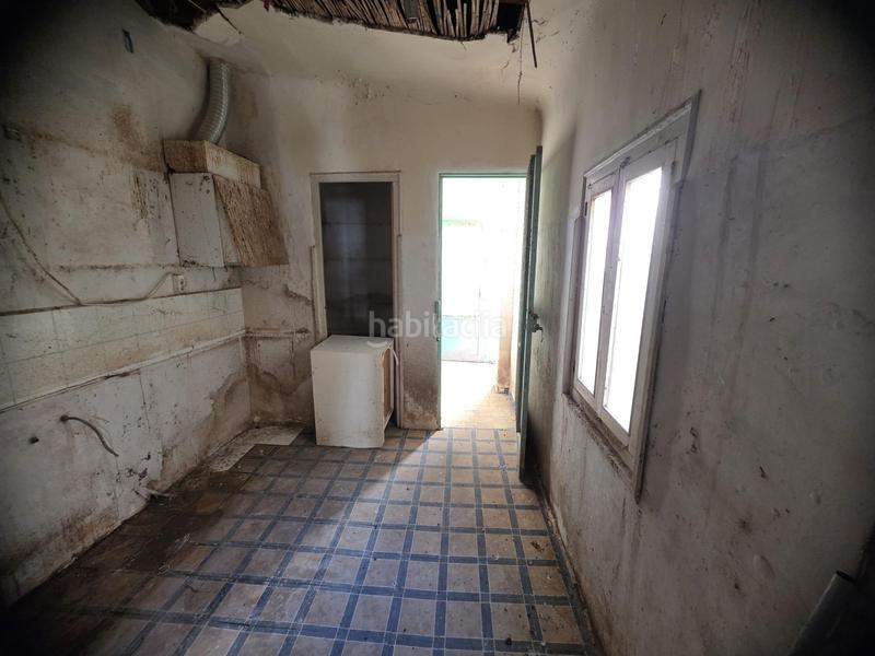 Foto 0847cb1b-c8a6-404d-b70d-99429897e6b3. Towny house in Plaza Castelar - Mercado Central Elda