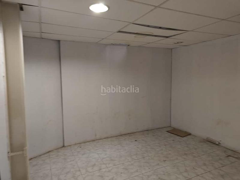 Foto ac984ce3-6ad1-4c39-acb6-7a6c040de0ae. Local comercial a Vinyets-Molí Vell Sant Boi de Llobregat