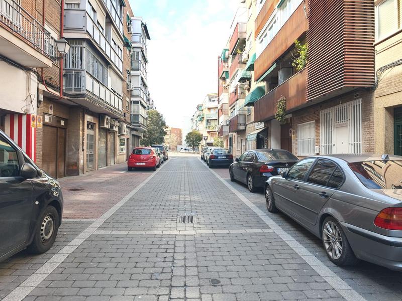 Foto b5d55fbe-4b0c-4e5f-9b4c-c43219080216. Locale commerciale in Casco Histórico de Vallecas Madrid