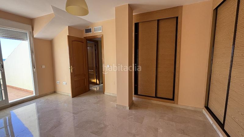 Foto ce8cbc8a-eb83-41a3-8a76-497b13d84e22. Duplex avec piscine dans Hacienda Torrequebrada Benalmádena