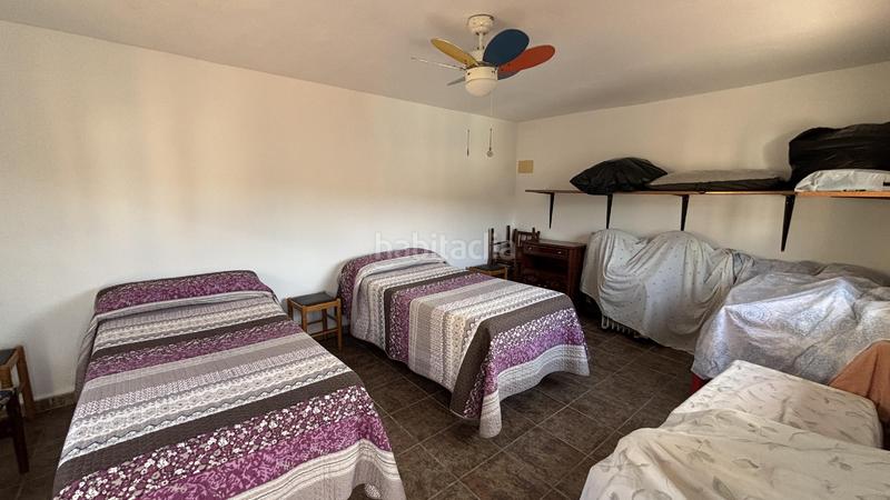 Foto 2adc857a-4dbb-4b08-9d5c-cd526d637c0c. Masia amb aparcament piscina a Pizarra