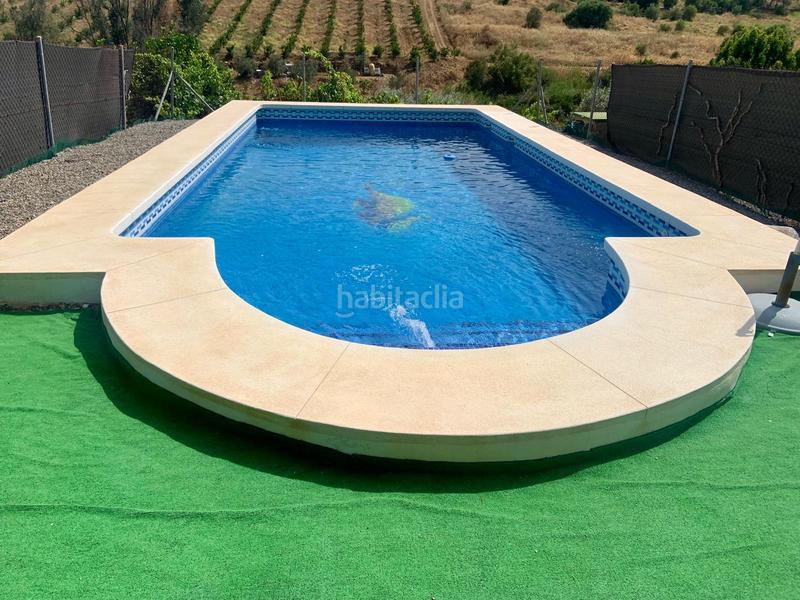 Foto 57fca7ed-952e-4023-8b5c-36e4510080bd. Masia amb aparcament piscina a Pizarra