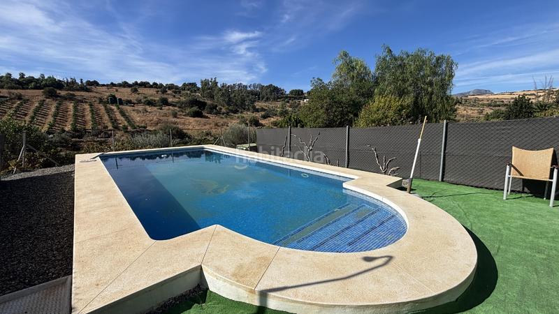 Foto 5f5af84b-7b01-4320-9306-78eb40f0a6c5. Masia amb aparcament piscina a Pizarra