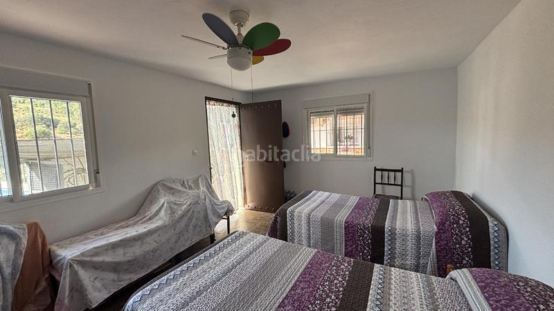 Foto f7fff9b4-4fe7-42c0-9111-f7c2a26dd256. Masia amb aparcament piscina a Pizarra