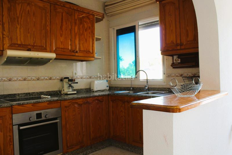 Foto c42a6c0f-5ea3-47a4-ae56-288a3d1dc1f6. Chalet with parking pool in Los Balcones y los Altos Orihuela