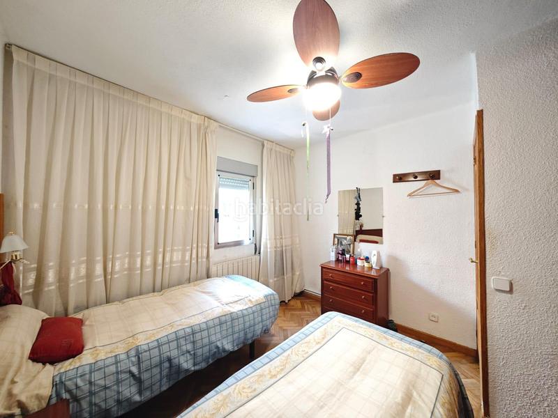 Foto 0826d576-8b17-4818-bf3b-d1bb979e57f9. Piso calle agastia zona San Juan Bautista ciudad lineal en Madrid