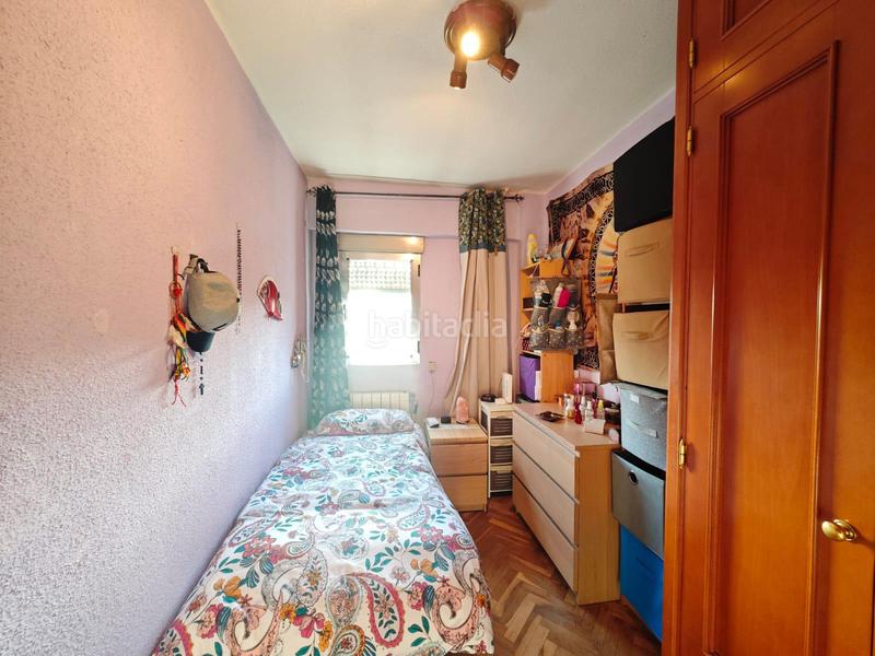 Foto 68e134ac-0e20-42e5-bede-1190a19ba62b. Piso calle agastia zona San Juan Bautista ciudad lineal en Madrid