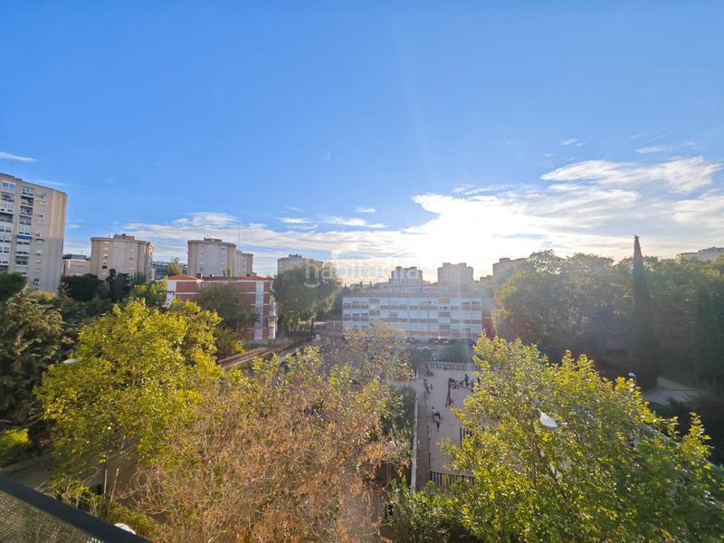 Foto f4c23f27-00b9-475f-9f96-83b3556c4e23. Piso calle agastia zona San Juan Bautista ciudad lineal en Madrid