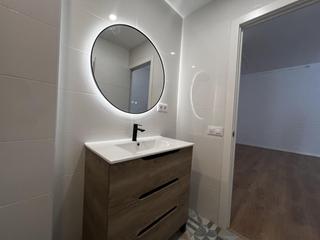 Industrial building in Sant Josep. Amplio y espacioso local.