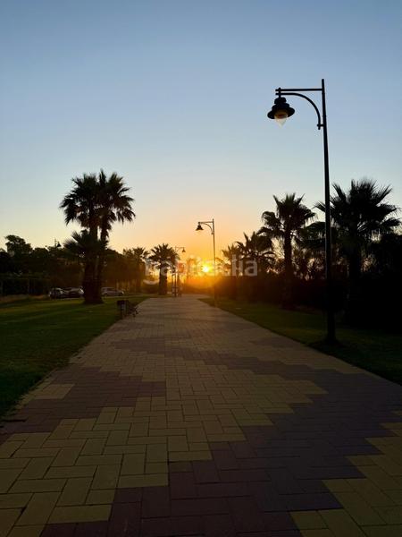 Foto 7dd99afb-d4cd-427f-b942-e1575c066629. Apartamento  de 89m2 1hab,,avenida de los cisnes en Ayamonte