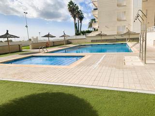 Pis a Cunidor. Piso en 1 linea de mar con excelentes vistas.