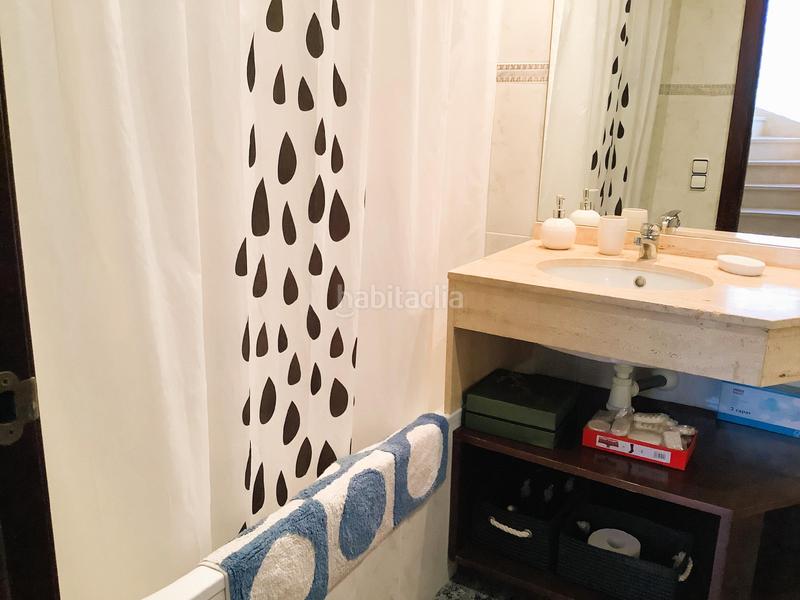 Foto 66f6ca25-7b07-45e1-bf18-b12437090b51. Location maison jumelée avec chauffage parking piscine dans Teià