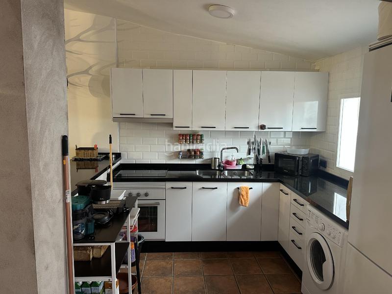 Foto a4ce42bc-45d4-4df6-ad9e-c0bbaa1867cf. Doppelhaus in Malpartida de Plasencia