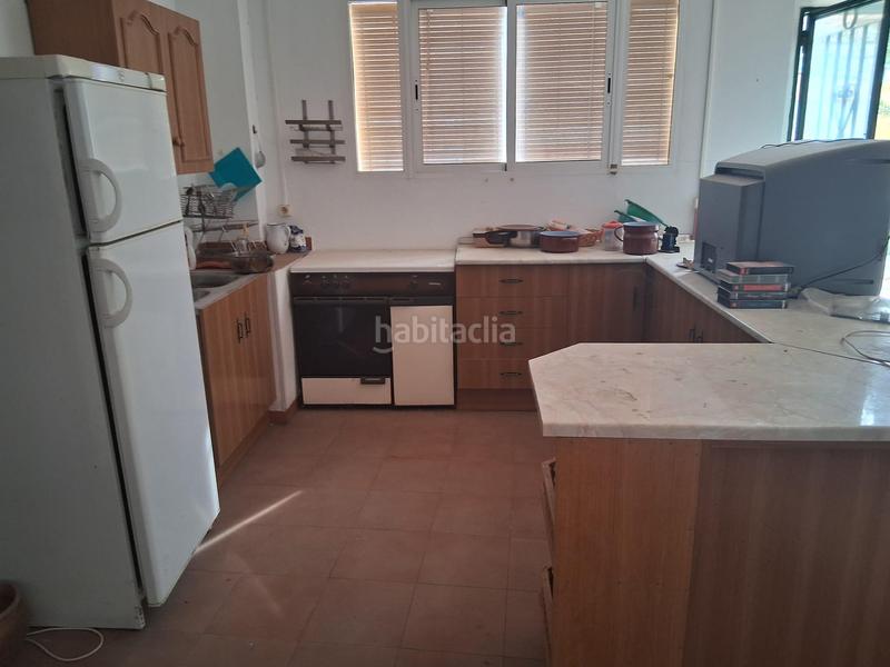 Foto 377c72f2-e403-4e0e-a6c1-2527f415bd24. Chalet casa chalet en venta, solar ideal, bloque de pisos en Baeza