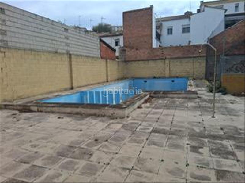 Foto 5431bd70-b3a7-43c3-845c-b6f1ec81e77a. Chalet casa chalet en venta, solar ideal, bloque de pisos en Baeza