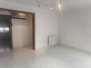 Piso en Guinardó. Lluis sagnier  amilcar