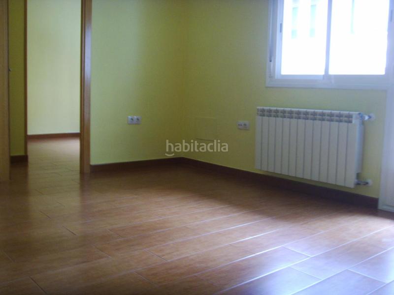 Foto 4cd653ce-0ac5-4309-99ce-c4dfb41896a7. Rent apartment with heating in Casco Antiguo Cáceres