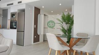 Pis a Santa Marina. Perpendicular a la av santa marina