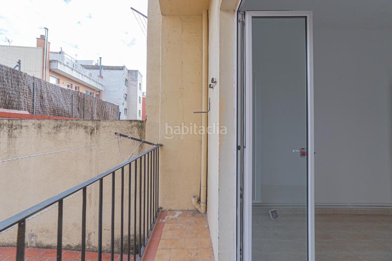 Foto 23e46f24-df81-4dc9-8e9c-e2c3bbf6cbb8. Apartament amb calefacció a Guinardó Barcelona