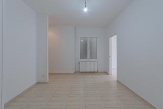 Apartament a Guinardó. Metro camp de larpa