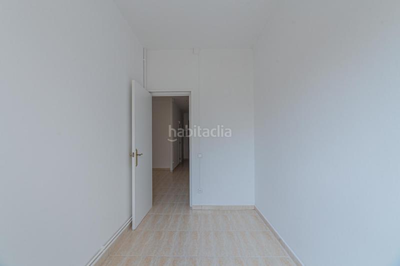 Foto 9a64e264-a823-4d5e-8aa4-a927f0dde7bb. Apartament amb calefacció a Guinardó Barcelona