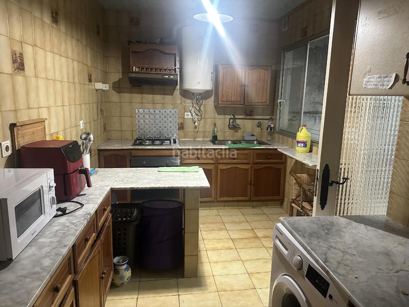 Foto 75a94c1e-8f02-4206-883a-2a994c047d27. Maison jumelée avec chauffage dans Casco Antiguo Cáceres