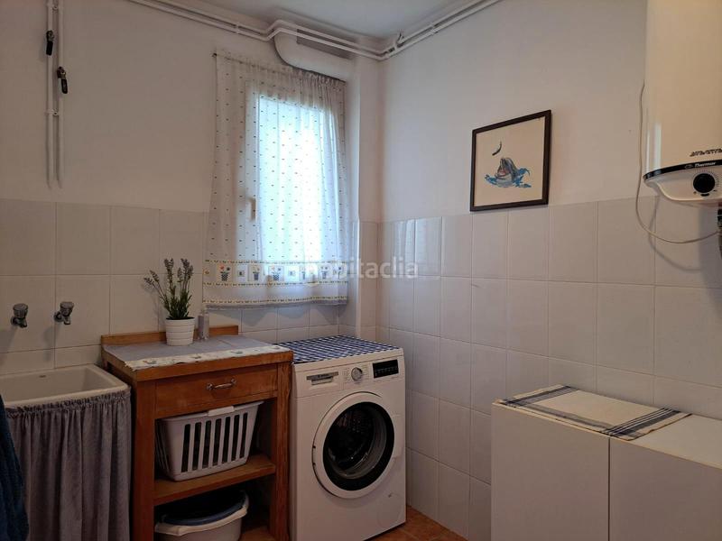 Foto 0995112d-fd0e-471c-9959-c93f770278dd. Chalet urbanización can vilalba en Abrera