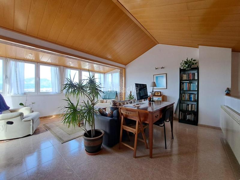 Foto 371e145e-48b5-4997-acda-871f58e0e909. Chalet urbanización can vilalba en Abrera