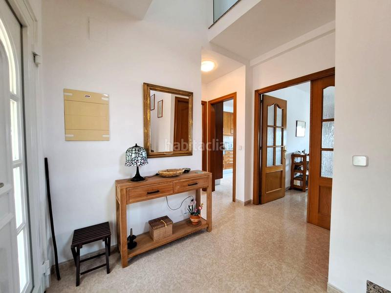 Foto 5b15f76b-39d9-4213-9c18-70a48baf7a48. Chalet urbanización can vilalba en Abrera