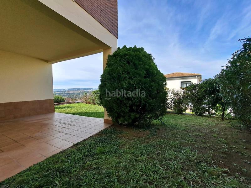 Foto c7f2cac9-762b-485d-b163-4dadd803097e. Chalet urbanización can vilalba en Abrera