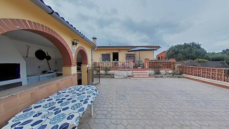 Foto 3e2826d8-fd74-45bd-9380-84d59ad353f5. Xalet amb aparcament piscina a Avinyonet del Penedès