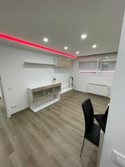 Piccolo appartamento in Bellvitge. Cerca de rambla marina y metro bellvitge.