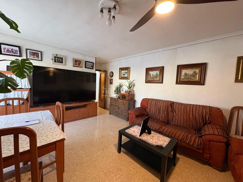 Foto df0920d4-72f3-40f4-b715-1b5500eee7f0. Appartamento in El Castellar i l'Oliverar Valencia