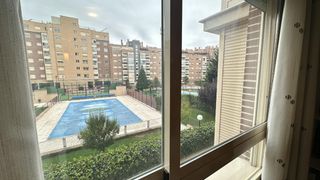 Apartament a Las Tablas. Piso de 71m2 con terraza en urb torreón del parque